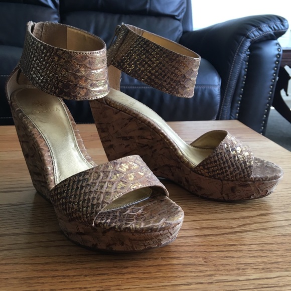 7M Isola Gold Cork Wedge Heels - Picture 2 of 12